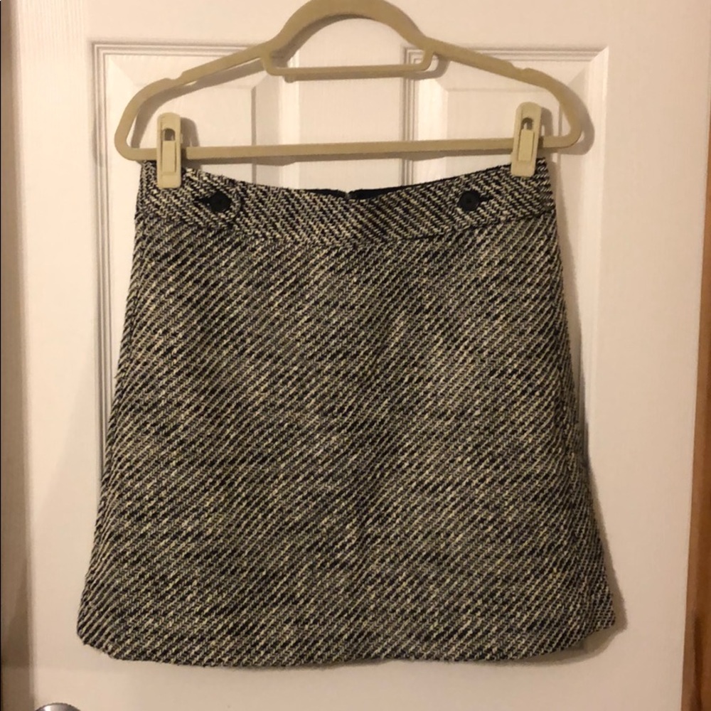 LOFT skirt black and white with buttons